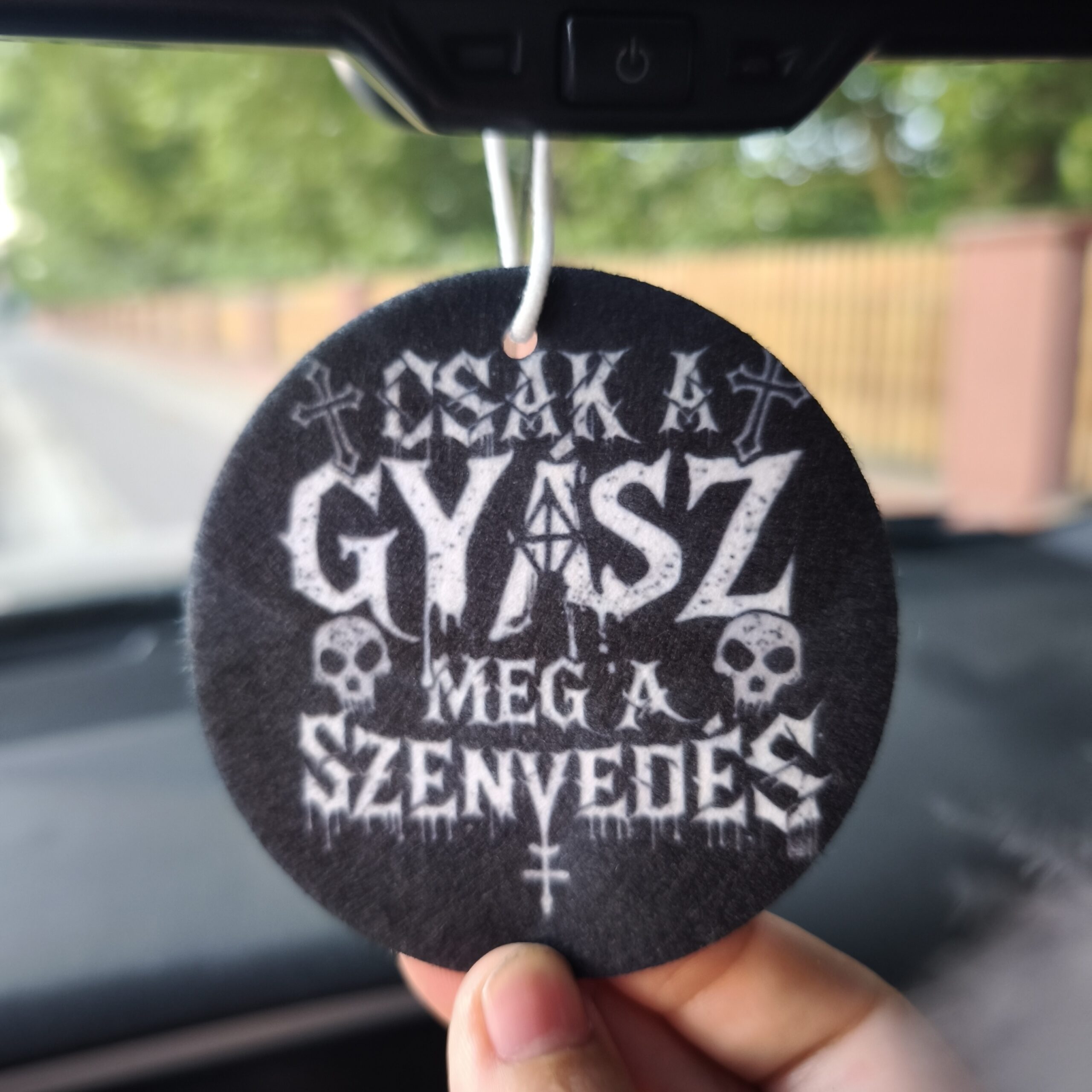 Autós illatosító csak a gyász meg a szenvedés - Image 2
