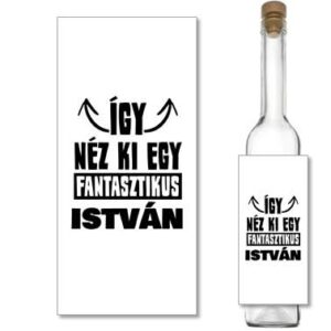 Így néz ki István pálinkás címke