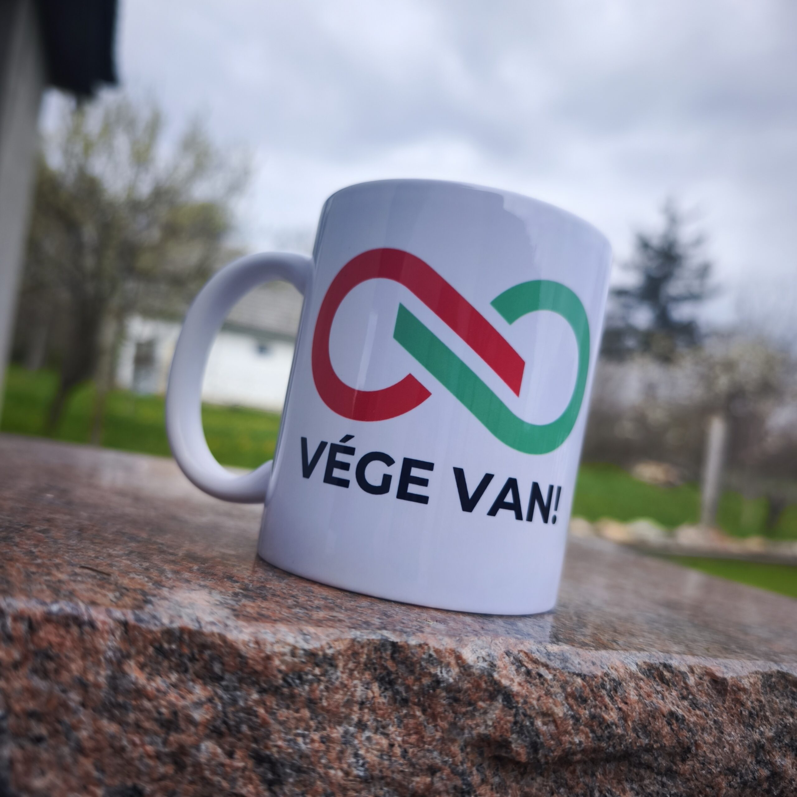 Tisza vége van Bögre
